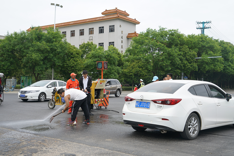 省住建廳村鎮(zhèn)建設(shè)處黨支部與集團黨委開展“雙聯(lián)共建”活動